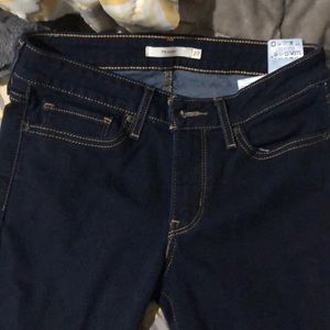 Levi’s jeans never worn